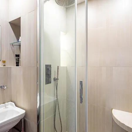 Guestready - High-rise Haven With Attractive Views Appartamento Parigi